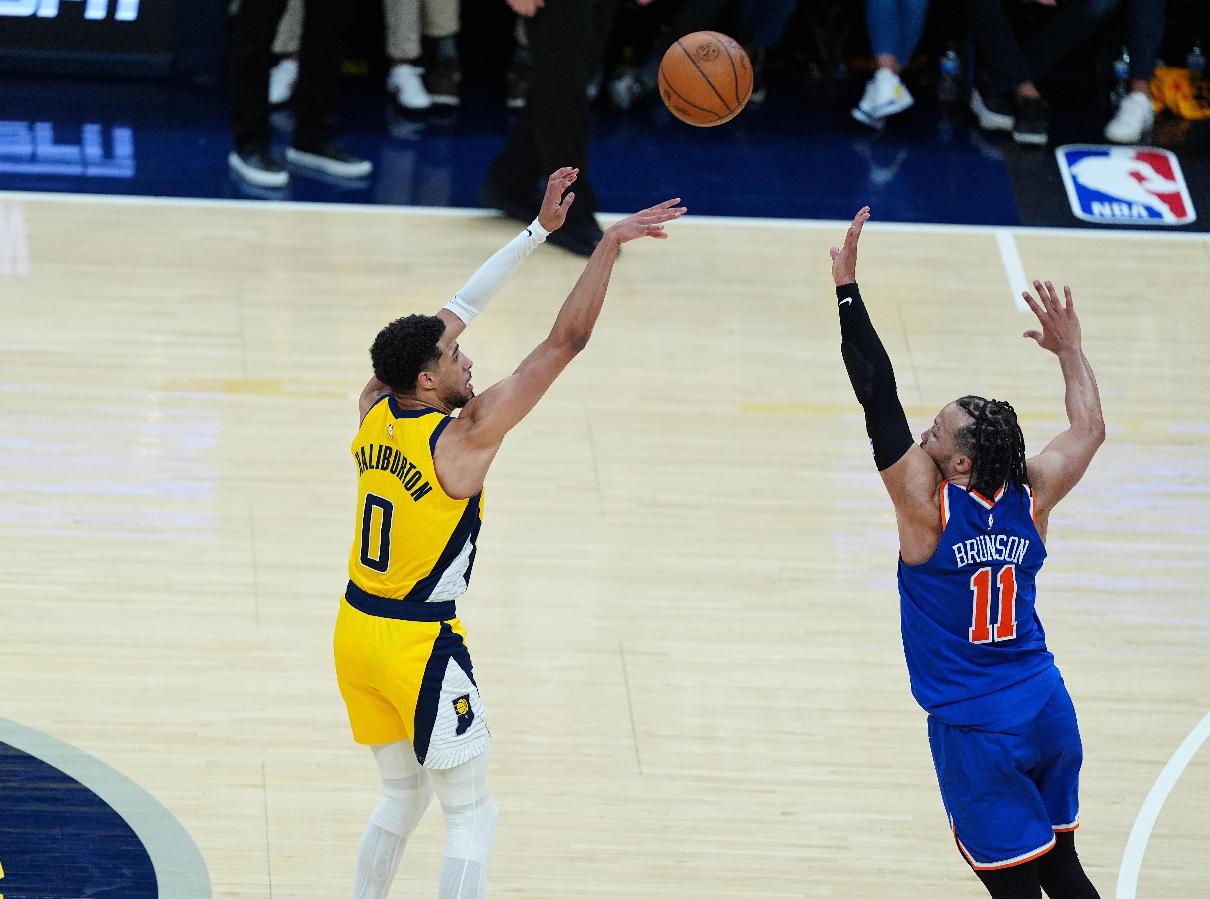 西亚卡姆连续十二场比赛得分超过爆冷，曼联不断突破！